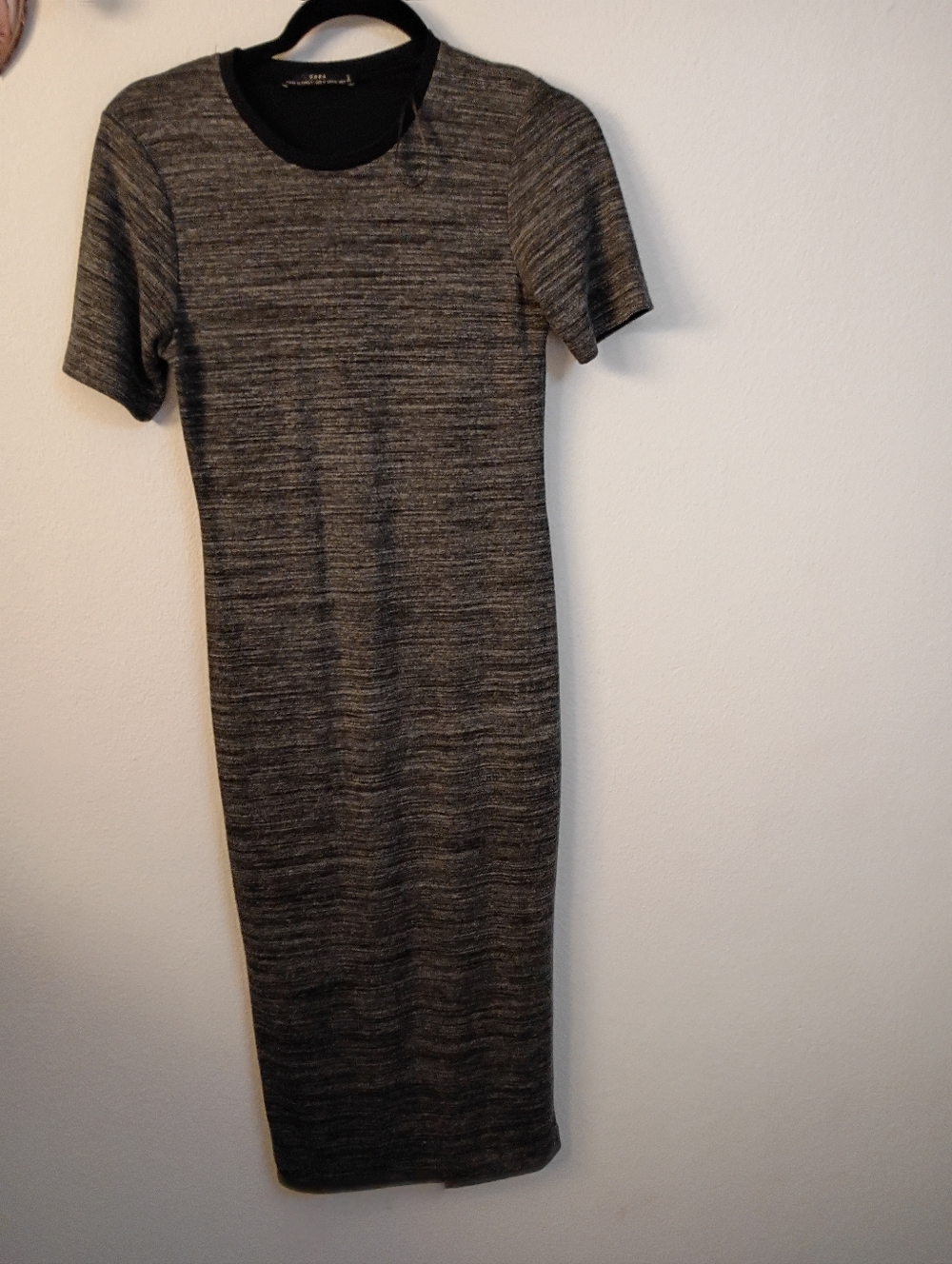Zara Heathered Charcoal Short-Sleeve Midi Dress